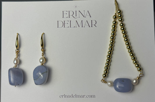 Carolina pearl earrings and necklace gift set