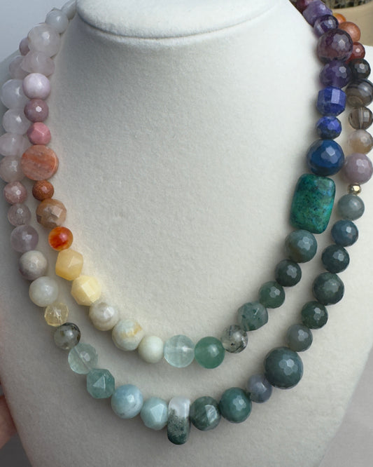 Colorful ombré gemstone stretch necklace