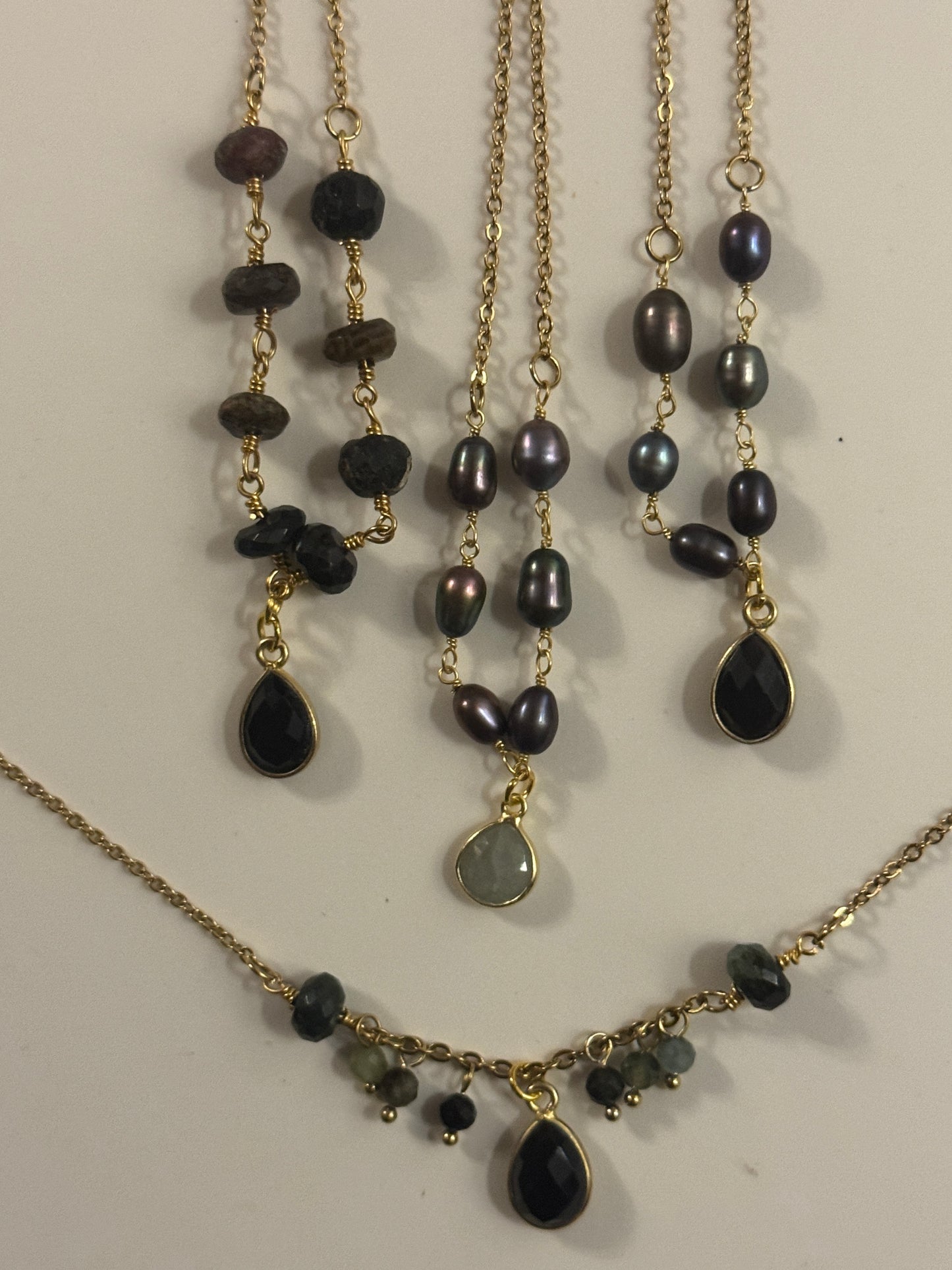 Black onyx pendant necklaces
